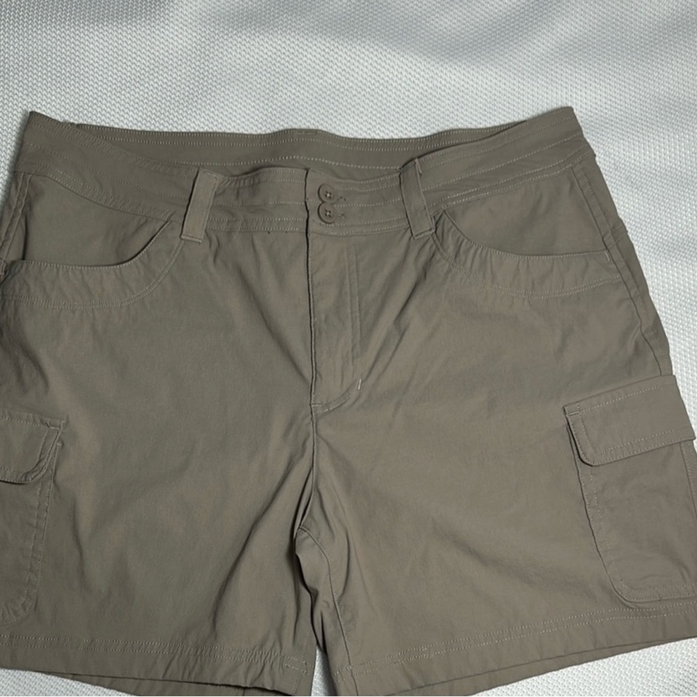 Womens Eddie Bauer Trail Cargo Quick Dry Summer Shorts Size 14 Comfy Tan